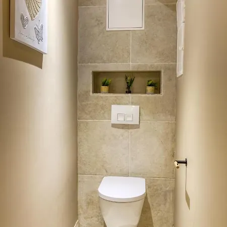 Royale Jacuzzi & Sauna Prive _ Yeswebook * Montry
